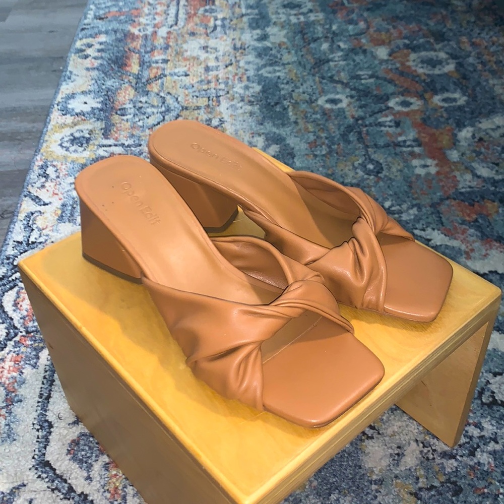 Square toe mules heels